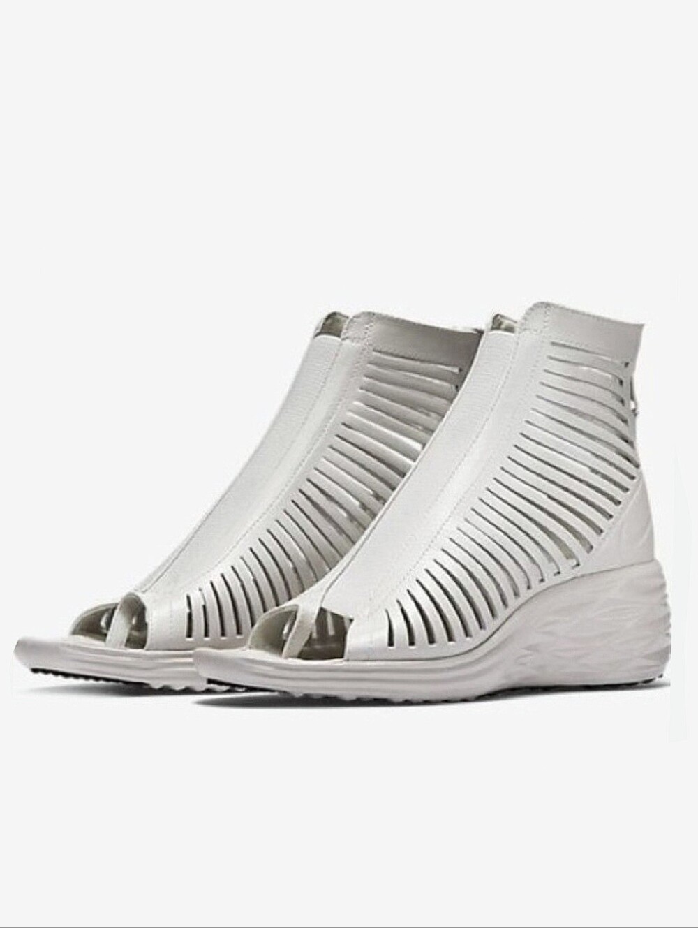 NIKE Lunarsandiator Sky Hi Wedge Gladiator Sandal US 9 White Leather